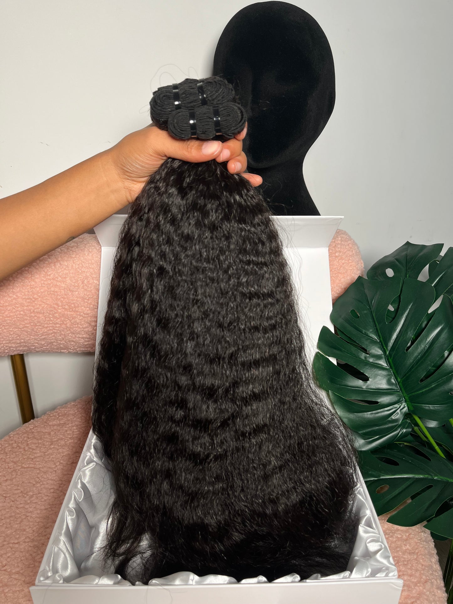 Next Day| Kinky Straight Bundles